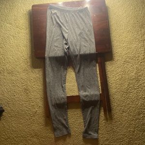 Dark gray girls leggings.